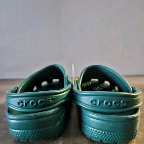 Crocs Classic Lightweight Comfort Slip-On Sandals Green Men's 4/ Women's 6 - Picture 4 of 5